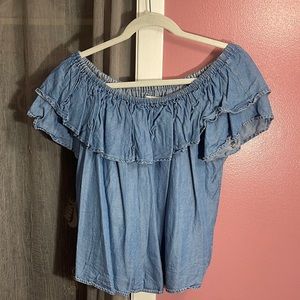 Forever 21 off the shoulder denim top size 1X like new.